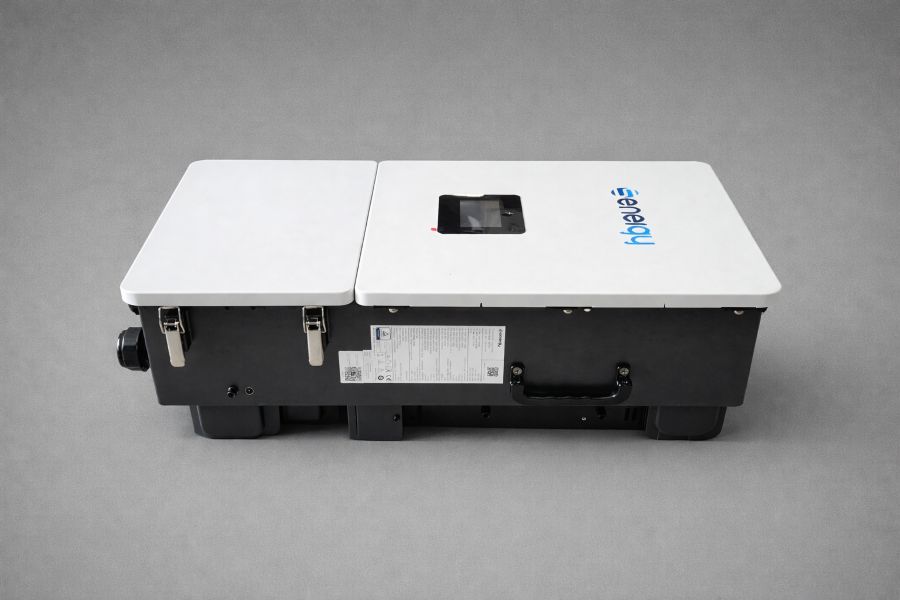 Mặt hông và tem thông số kỹ thuật của Senergy 16kW Mặt hông và tem thông số kỹ thuật của Senergy 16kW