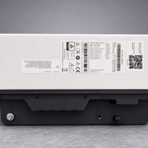 Mặt bên và tem thông số của inverter hòa lưới bám tải Senergy 5kw 6kw 1MPPt
