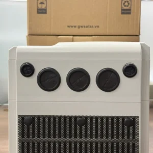 Mặt đáy của biến tần bơm mặt trời Gigabox 3 pha 11kW